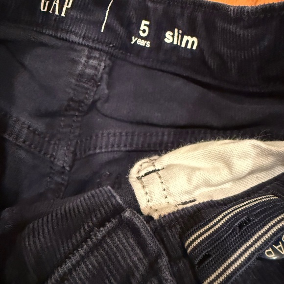 Gap Kids Corduroys, bundle of 2! Brown and Navy, Size 5 Slim EUC - Picture 5 of 5